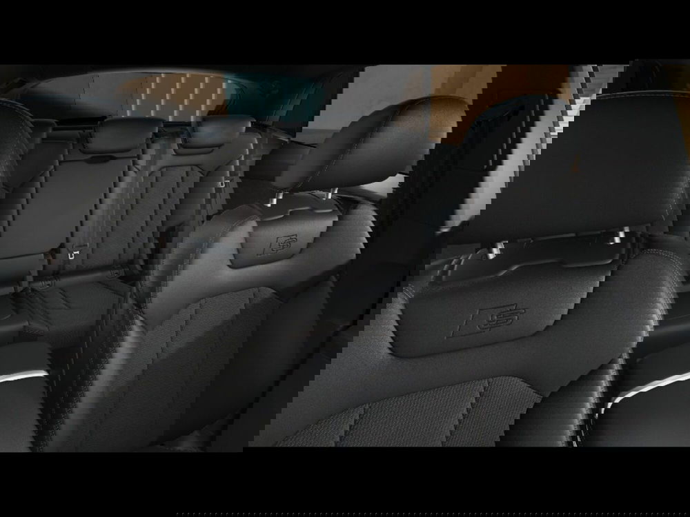 Audi Q8 nuova a Livorno (11)