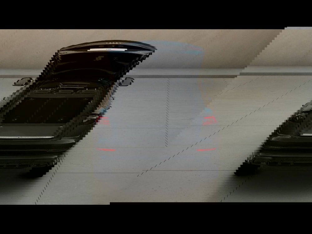 Audi Q8 nuova a Livorno (5)