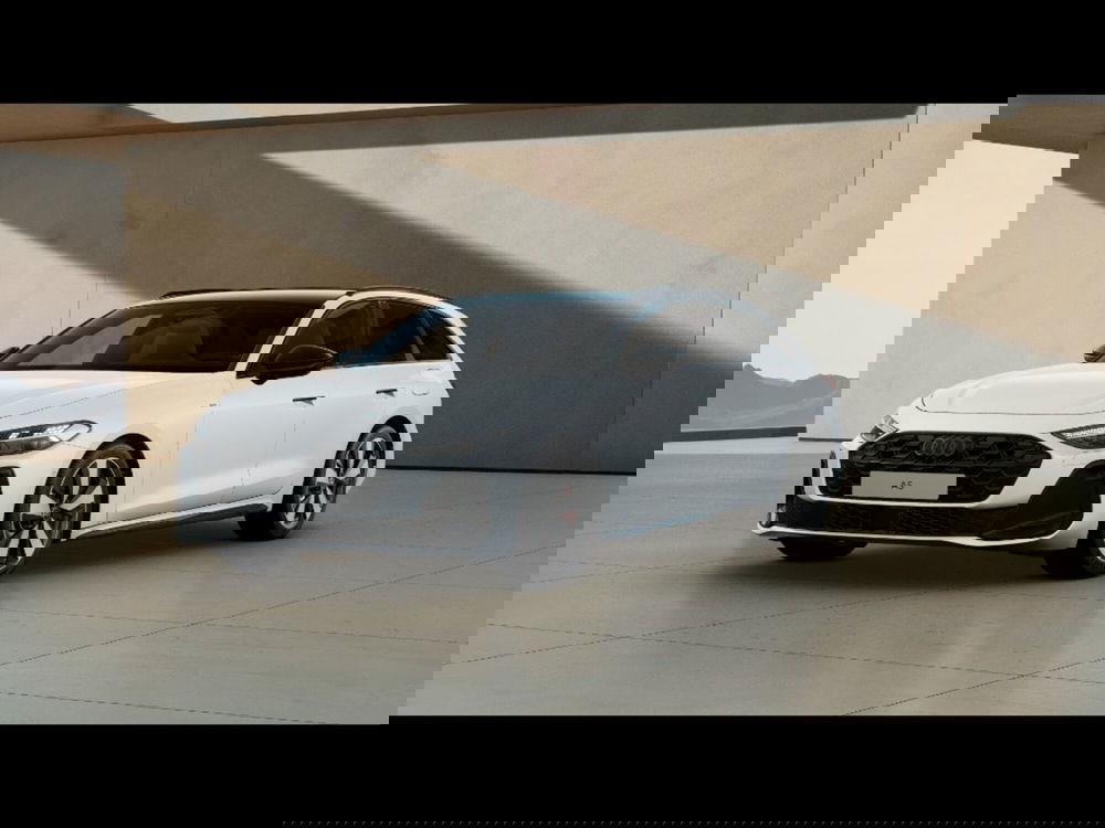 Audi A5 Avant nuova a Firenze