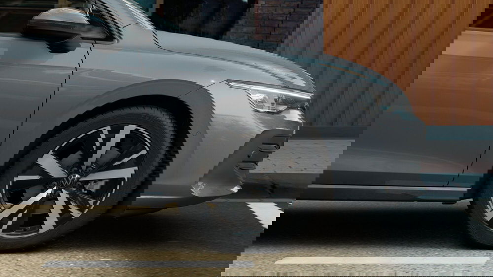 Volkswagen Golf nuova a Bologna (10)