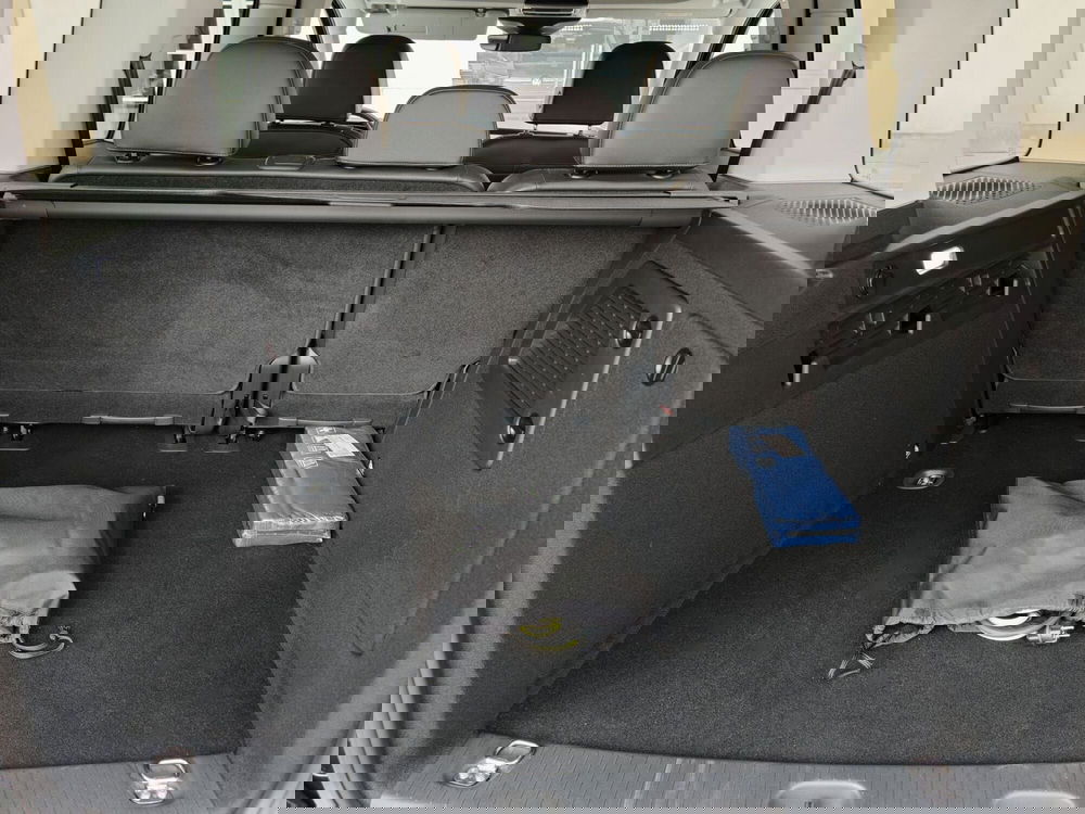 Volkswagen Caddy usata a Palermo (17)