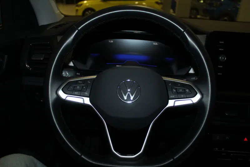 Volkswagen T-Cross usata a Cremona (7)