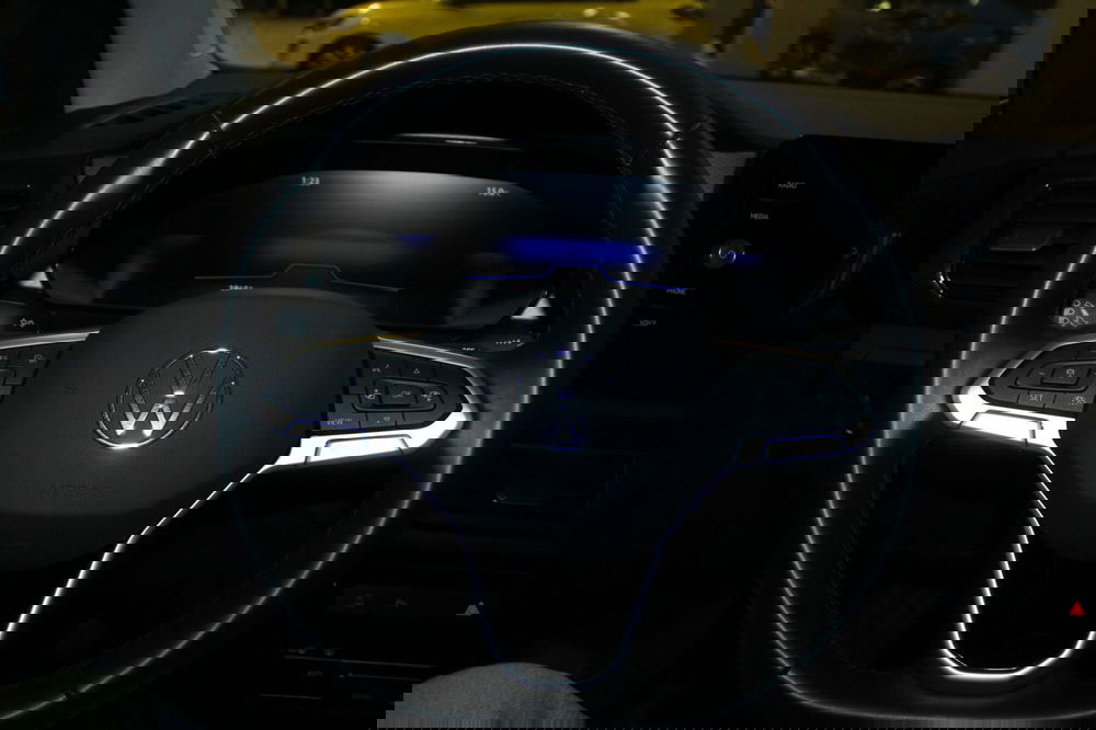 Volkswagen T-Cross usata a Cremona (7)