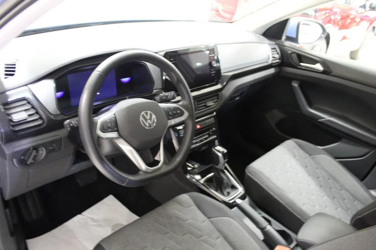 Volkswagen T-Cross usata a Cremona (6)