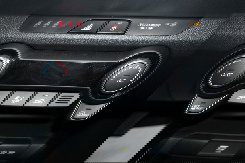 Kia Stonic usata a Cremona (13)