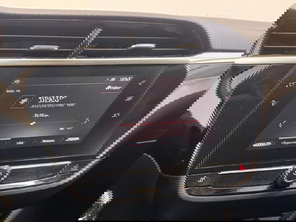 Opel Corsa usata a Como (13)