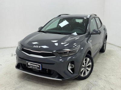 Kia Stonic 1.0 t-gdi mhev Urban 100cv mt del 2023 usata a Lurate Caccivio
