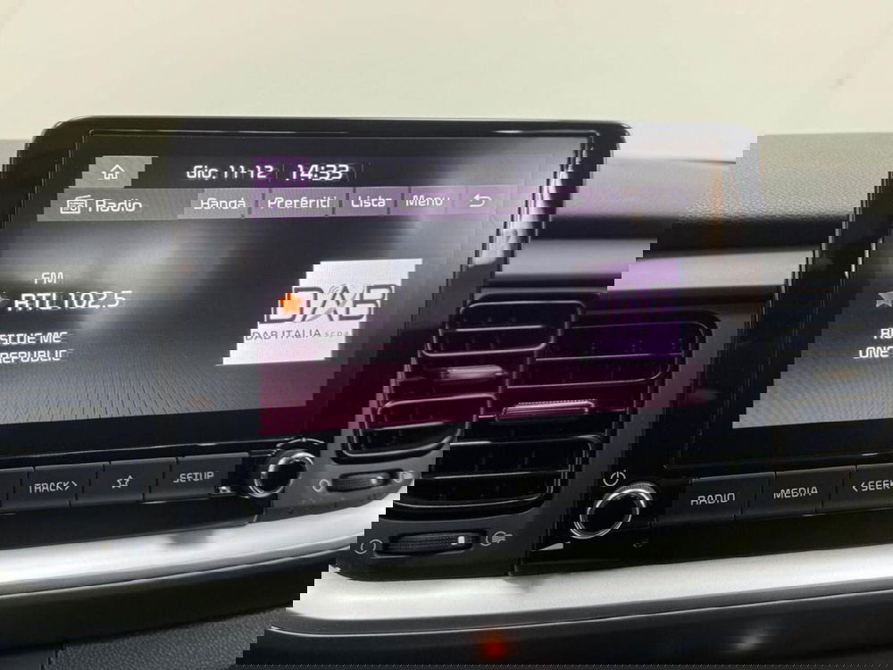 Kia Stonic usata a Como (12)