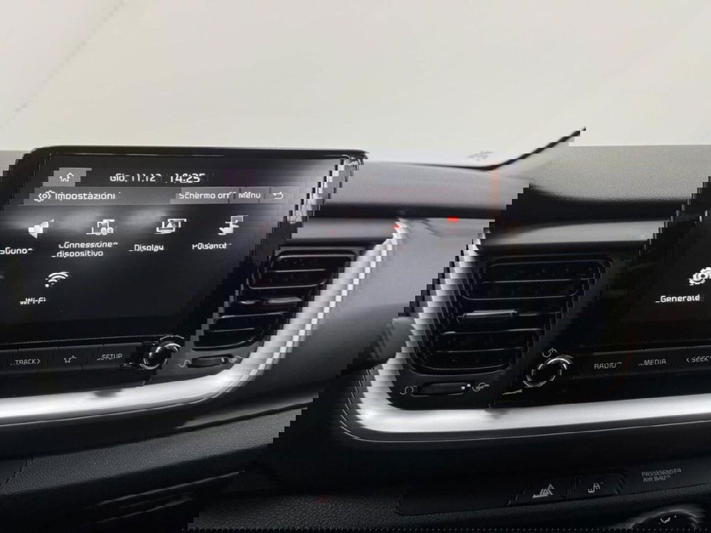 Kia Stonic usata a Como (14)