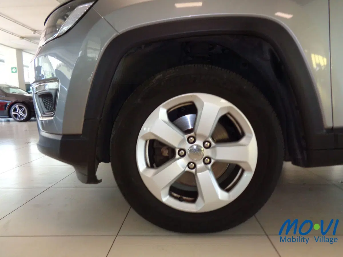 Jeep Compass usata a Torino (9)