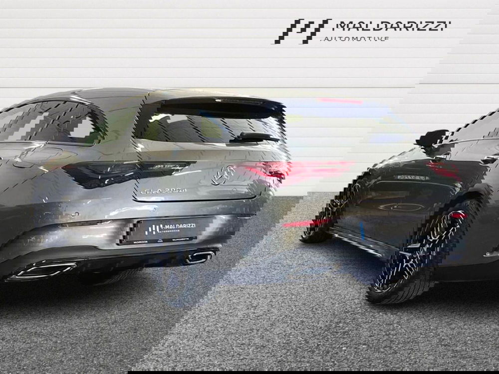 Mercedes-Benz CLA Shooting Brake usata a Bari (4)