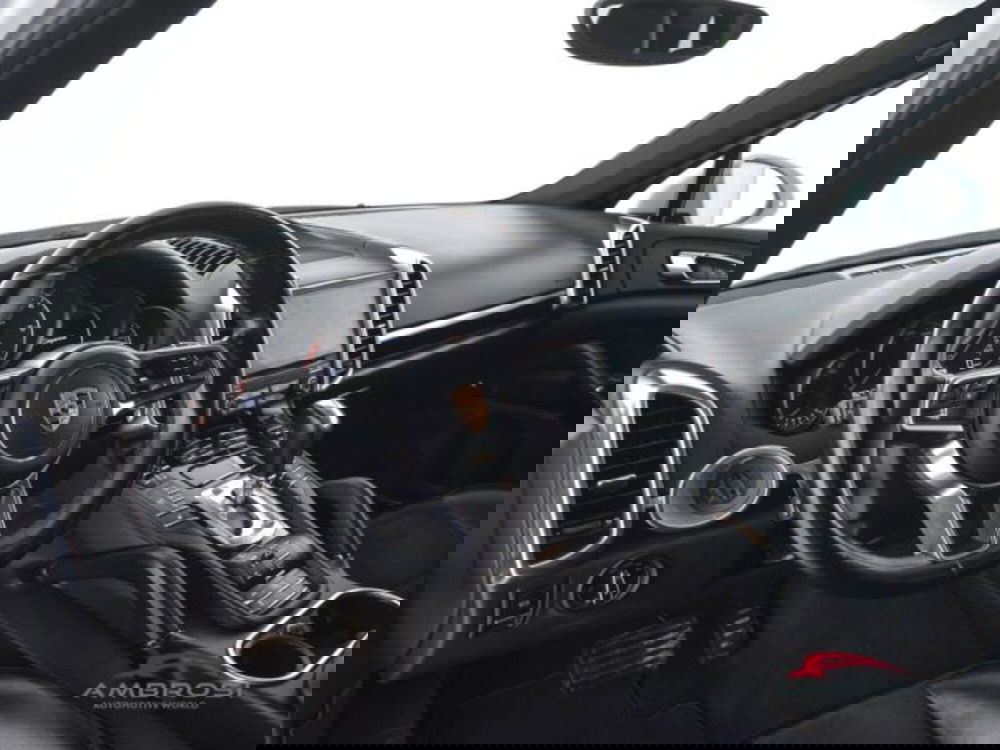 Porsche Cayenne usata a Perugia (8)