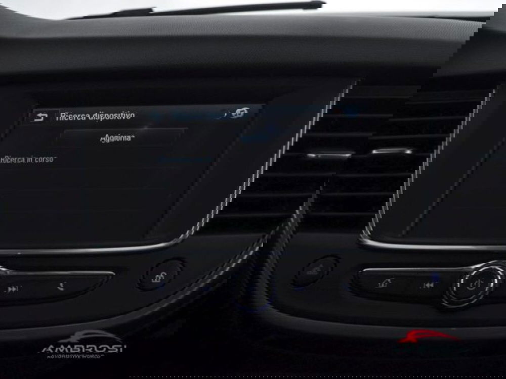 Opel Crossland X usata a Perugia (15)