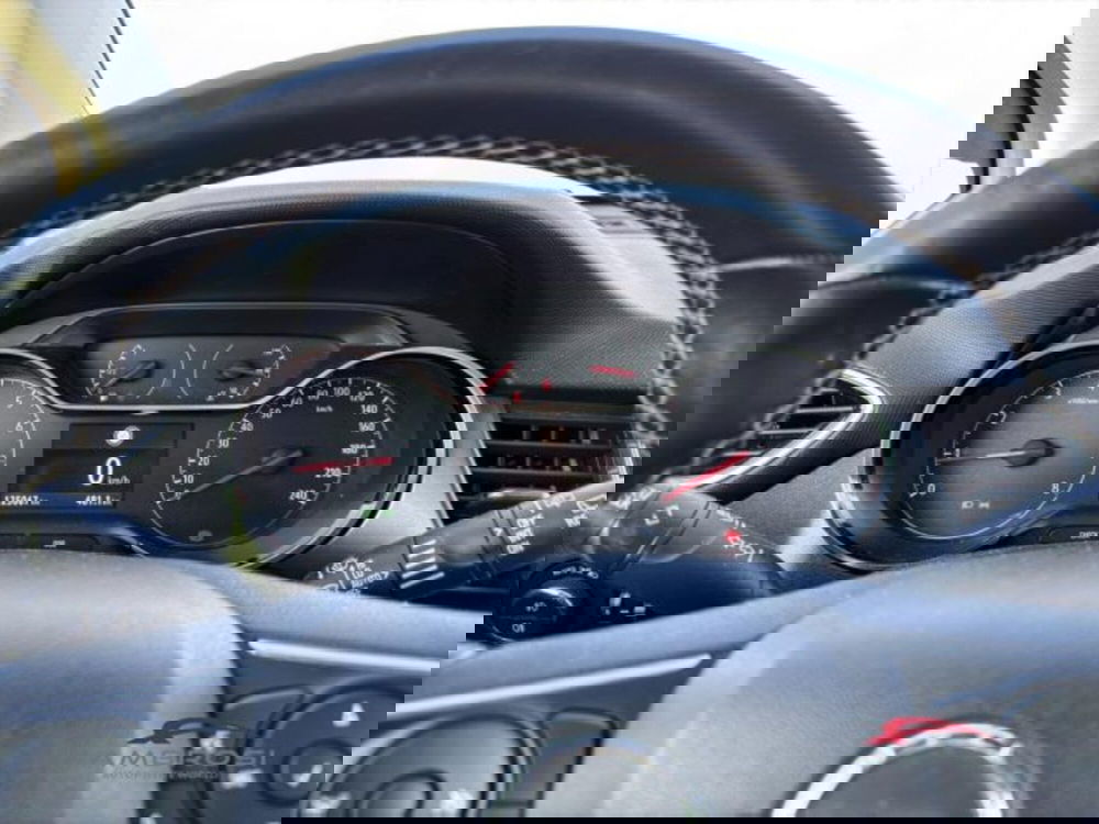 Opel Crossland X usata a Perugia (13)