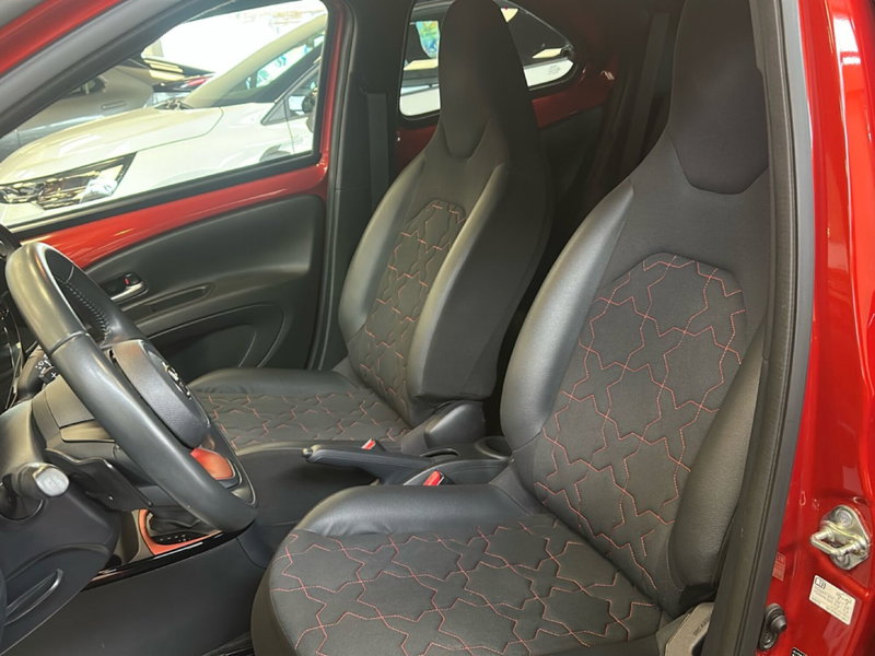 Toyota Aygo X usata a Napoli (10)