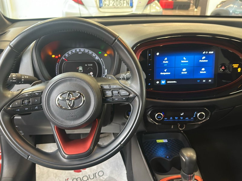 Toyota Aygo X usata a Napoli (11)
