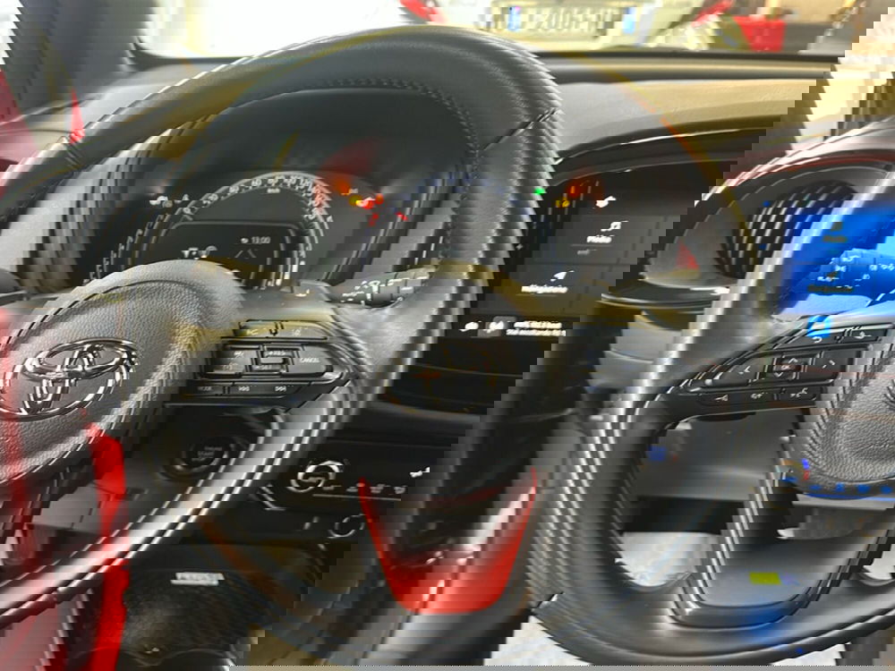 Toyota Aygo X usata a Napoli (12)