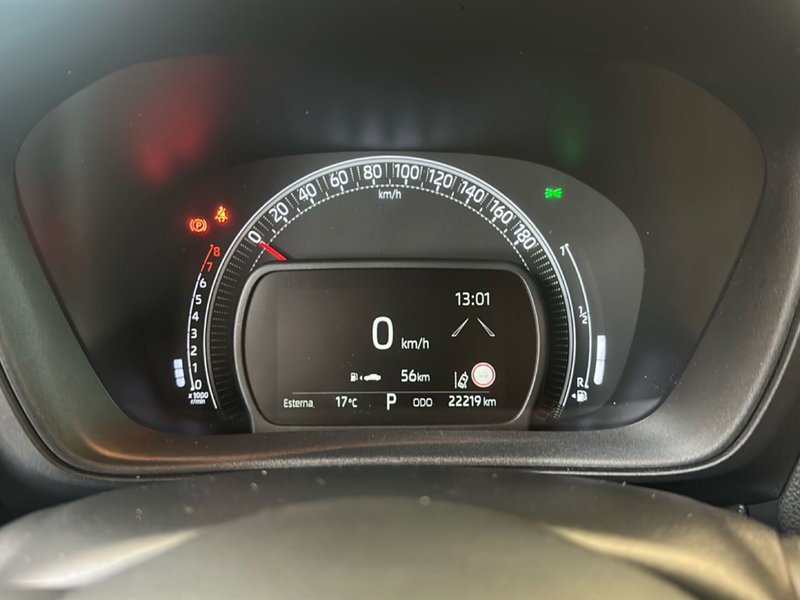 Toyota Aygo X usata a Napoli (13)
