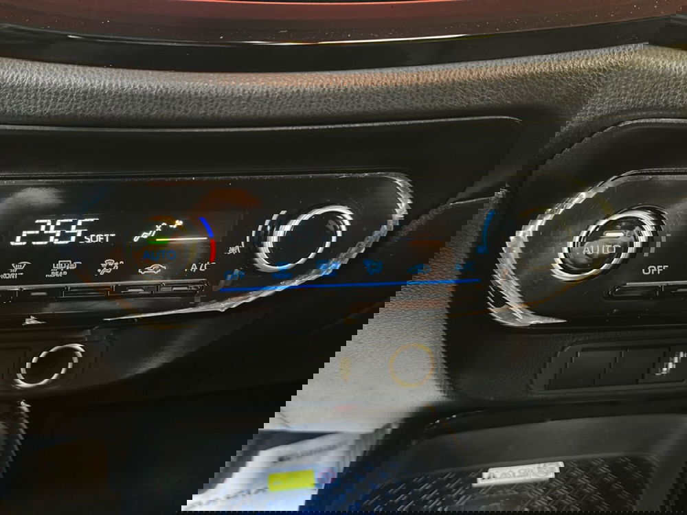 Toyota Aygo X usata a Napoli (17)