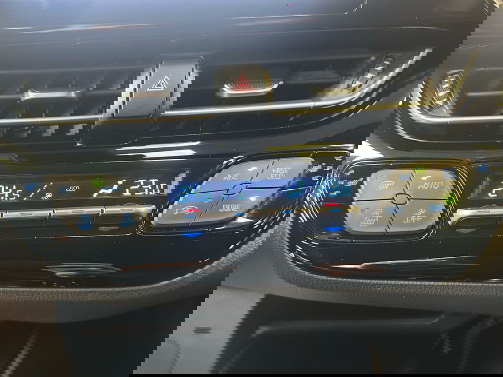 Toyota Toyota C-HR usata a Napoli (12)