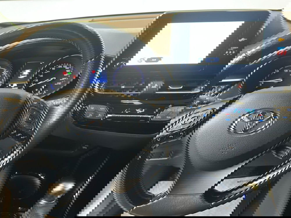 Toyota Toyota C-HR usata a Napoli (8)