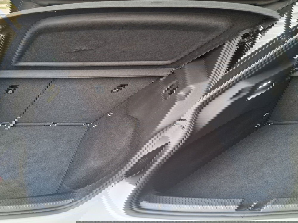 Volkswagen ID.3 usata a Milano (13)