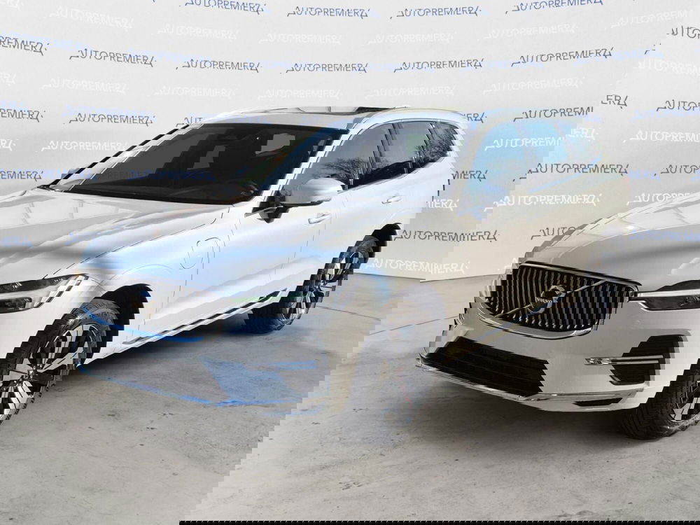 Volvo XC60 nuova a Como