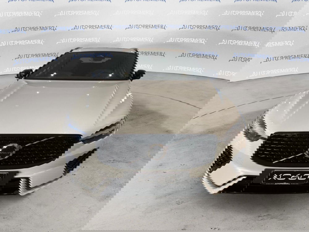 Volvo XC60 nuova a Como (3)