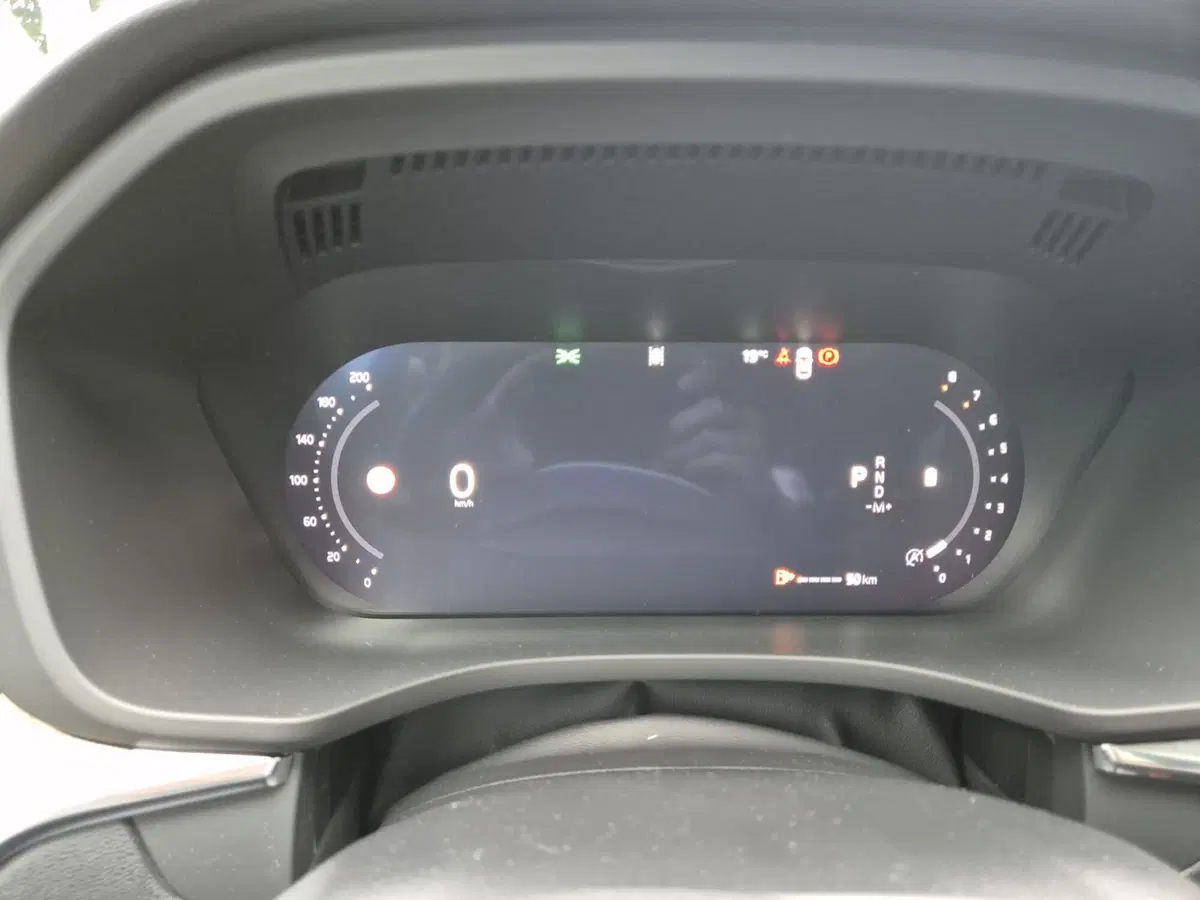 Volvo XC60 nuova a Como (9)