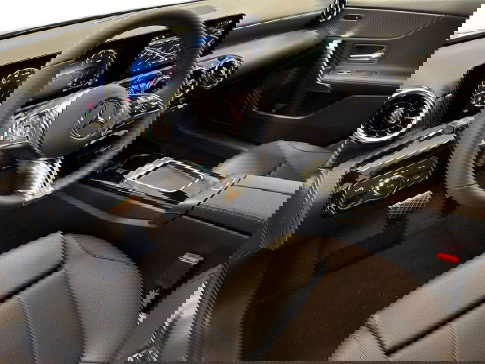 Mercedes-Benz Classe A Sedan nuova a Rimini (17)