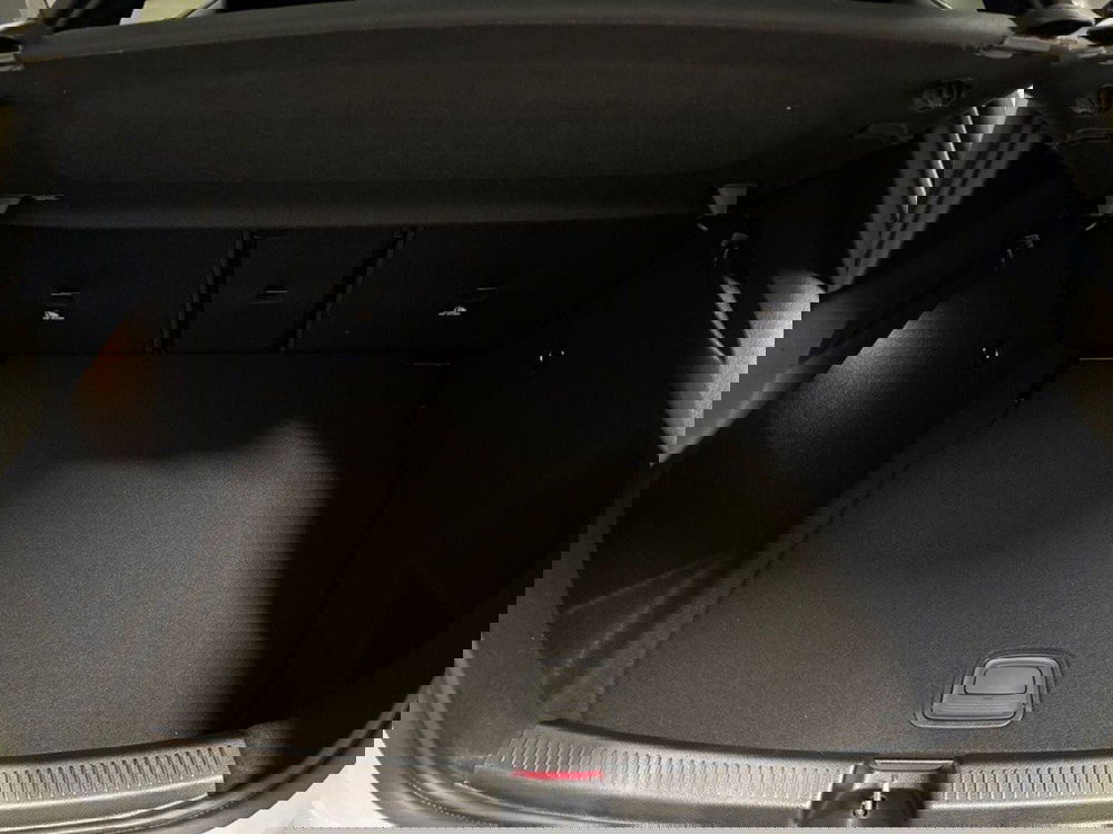 Mercedes-Benz Classe A Sedan nuova a Rimini (8)