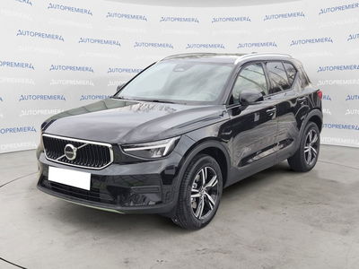 Volvo XC40 B3 automatico Core N1 nuova a Como
