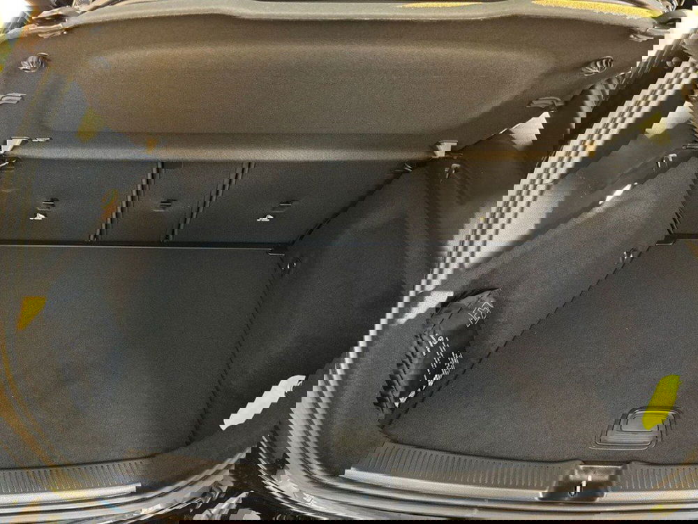 Mercedes-Benz Classe B nuova a Rimini (7)