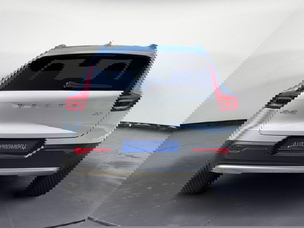 Volvo XC40 nuova a Como (5)