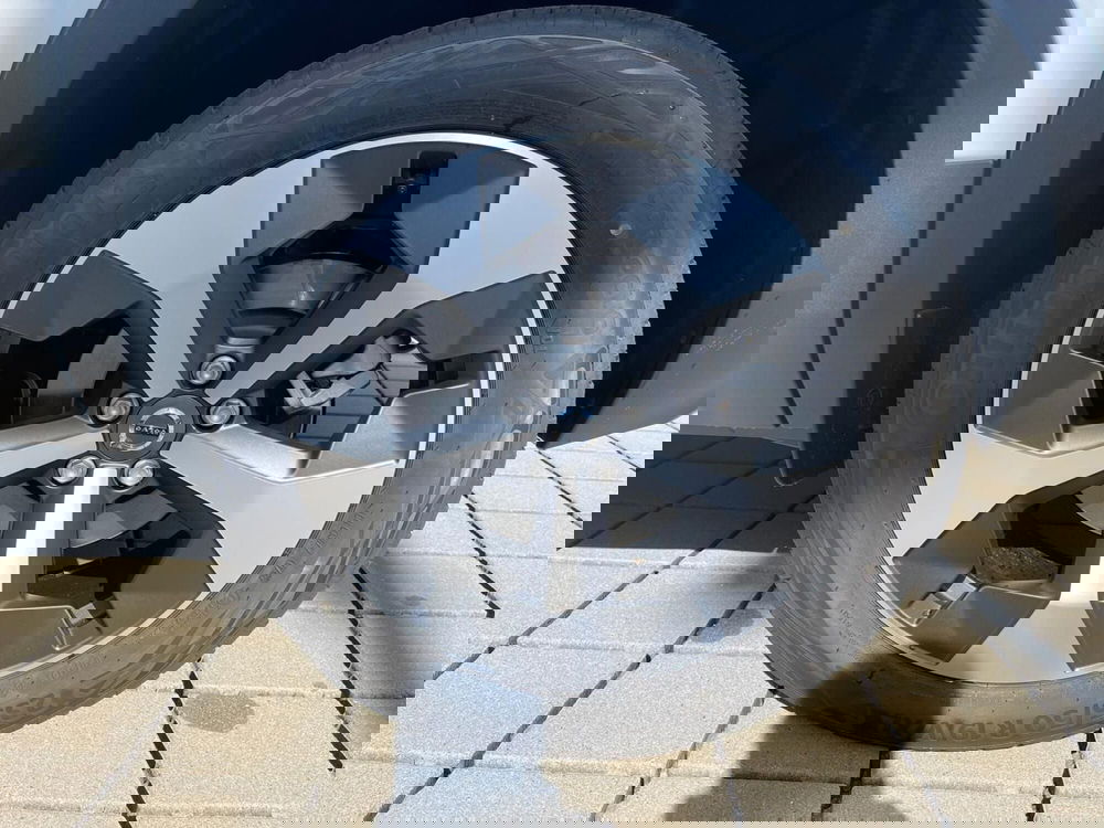 Volvo XC40 nuova a Como (7)