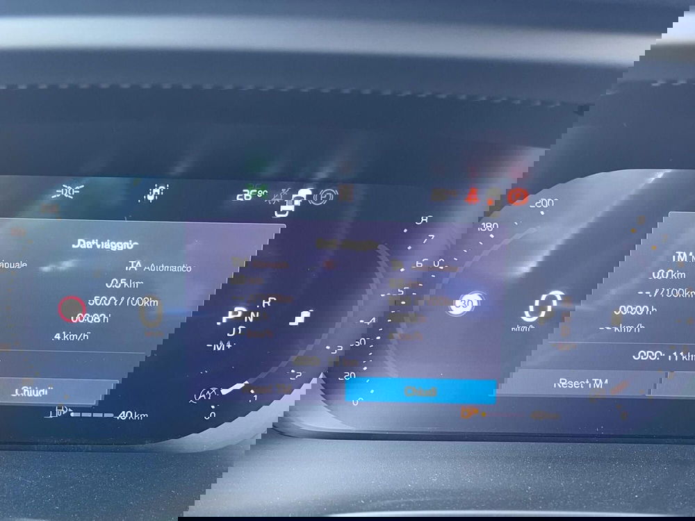 Volvo XC40 nuova a Como (8)