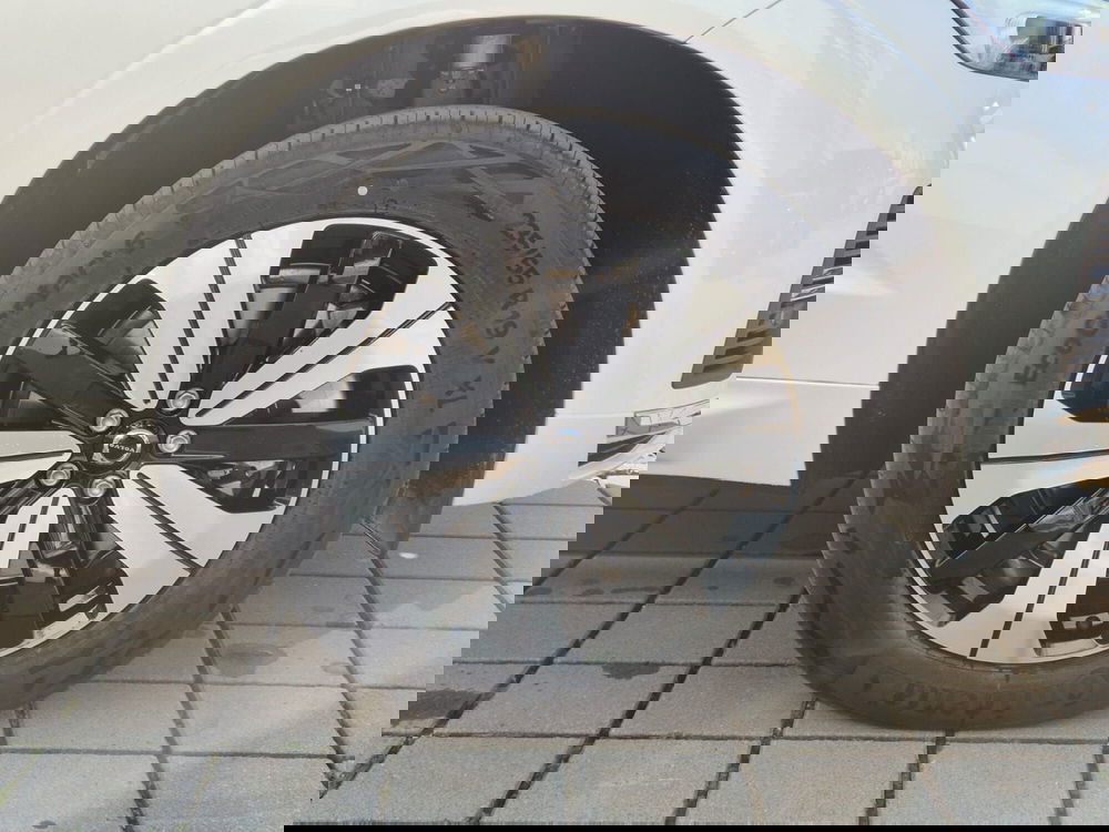 Volvo XC60 nuova a Como (11)