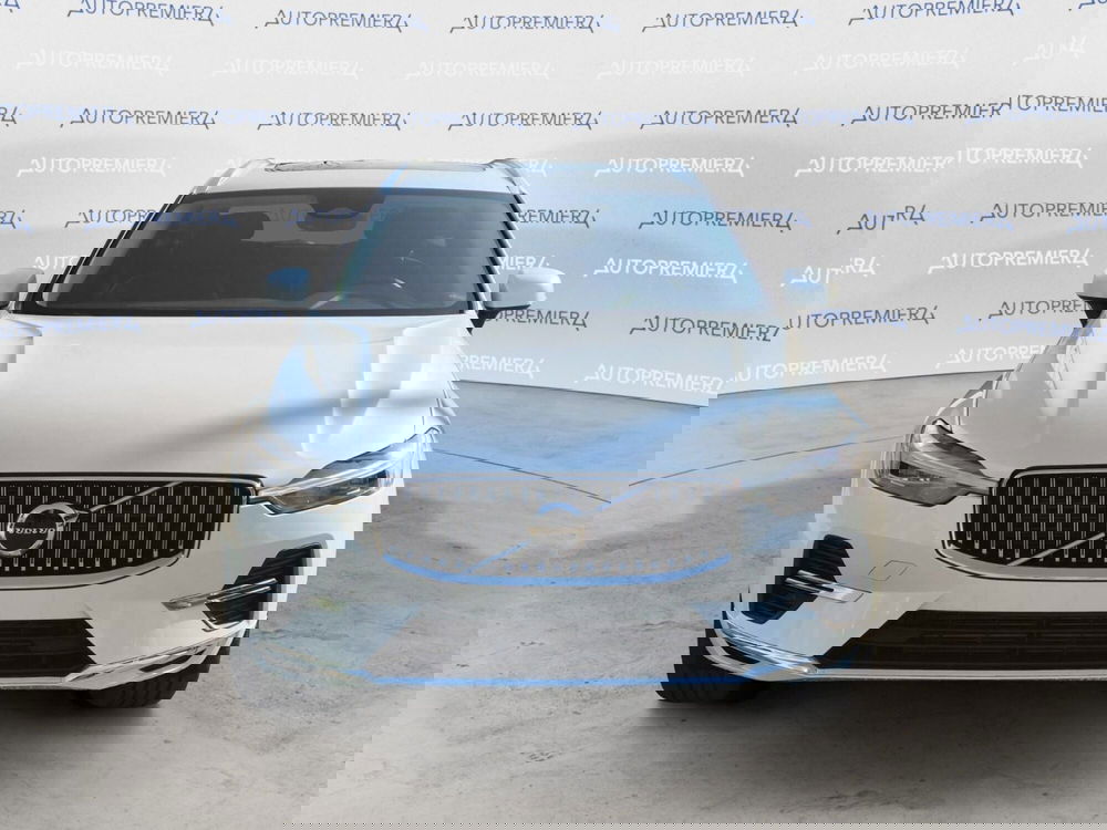 Volvo XC60 nuova a Como (2)