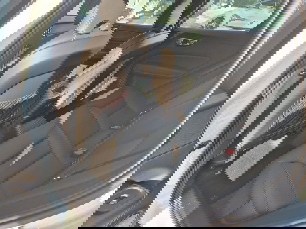 Volvo XC60 nuova a Como (8)