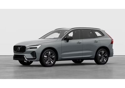 Volvo XC60 T6 Recharge AWD Plug-in Hybrid aut. Plus Dark nuova a Como
