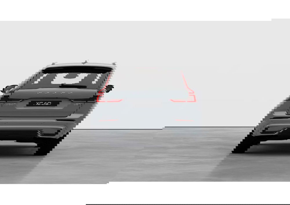 Volvo XC60 nuova a Como (5)