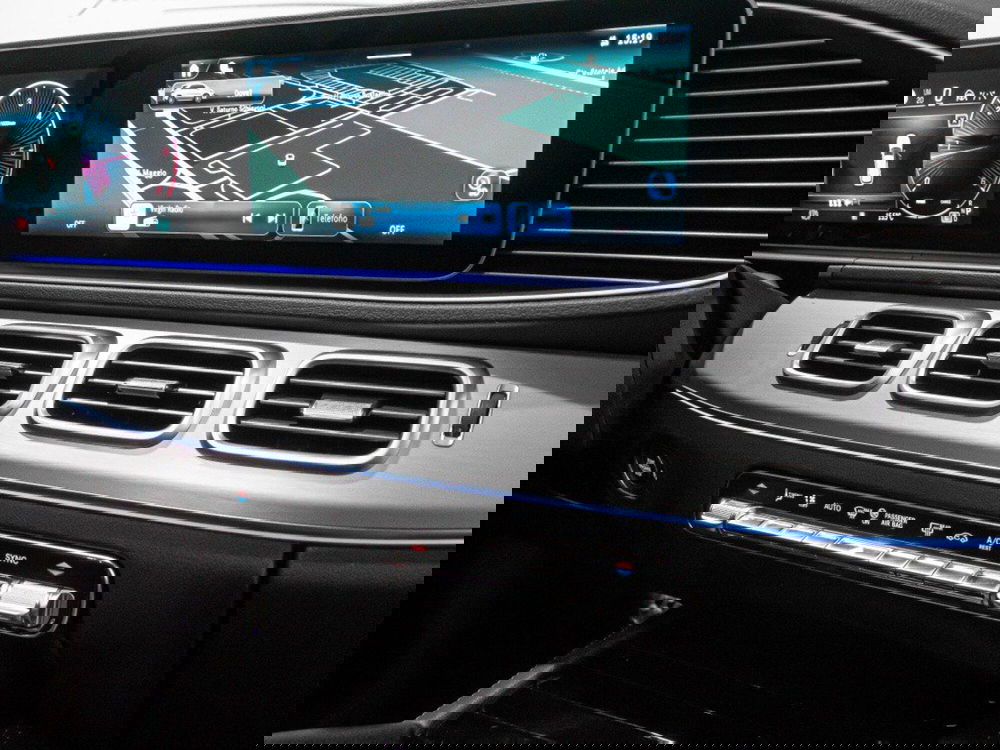 Mercedes-Benz GLE Coupé nuova a Macerata (19)