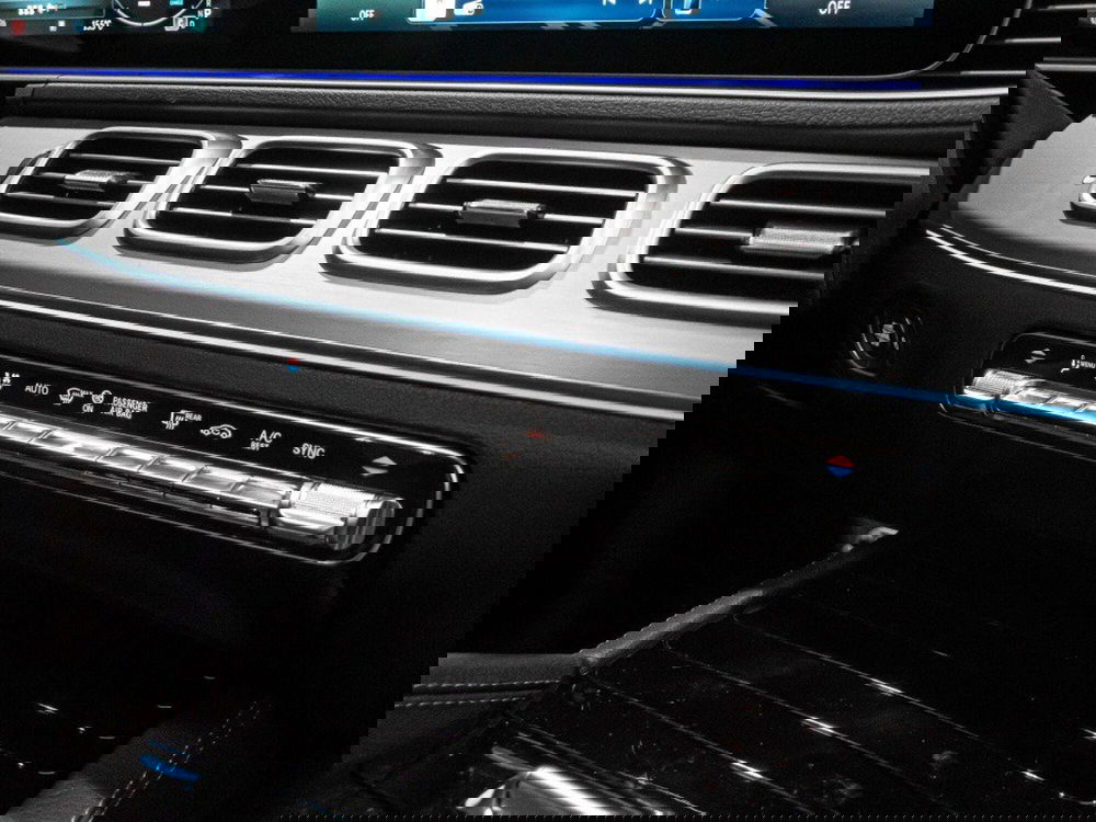 Mercedes-Benz GLE Coupé nuova a Macerata (20)