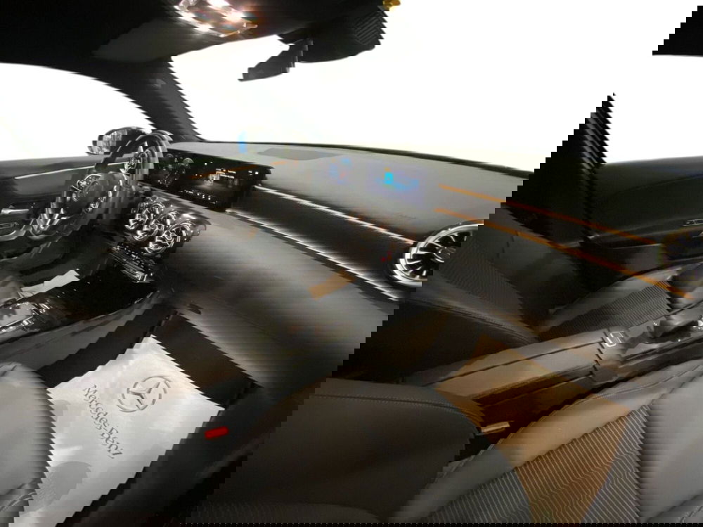 Mercedes-Benz Classe A usata a Napoli (13)