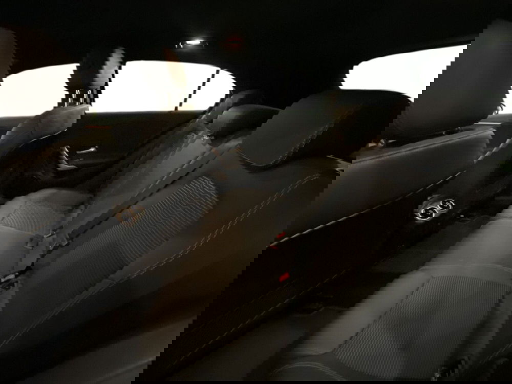 Mercedes-Benz Classe A usata a Napoli (16)