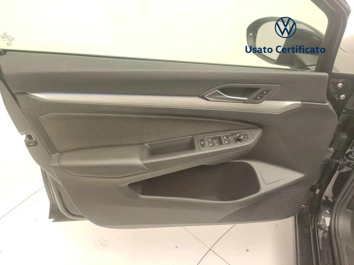 Volkswagen Golf usata a Avellino (15)