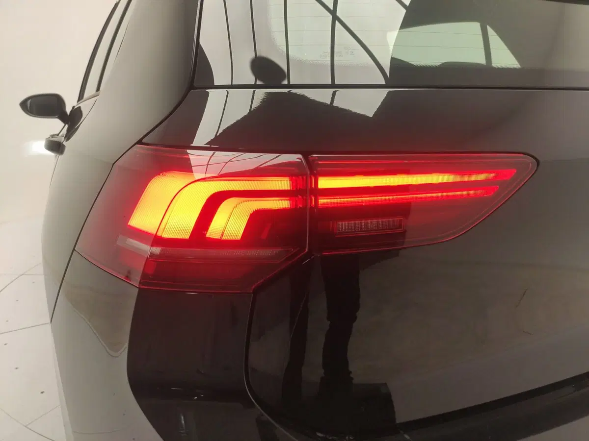 Volkswagen Golf usata a Avellino (12)