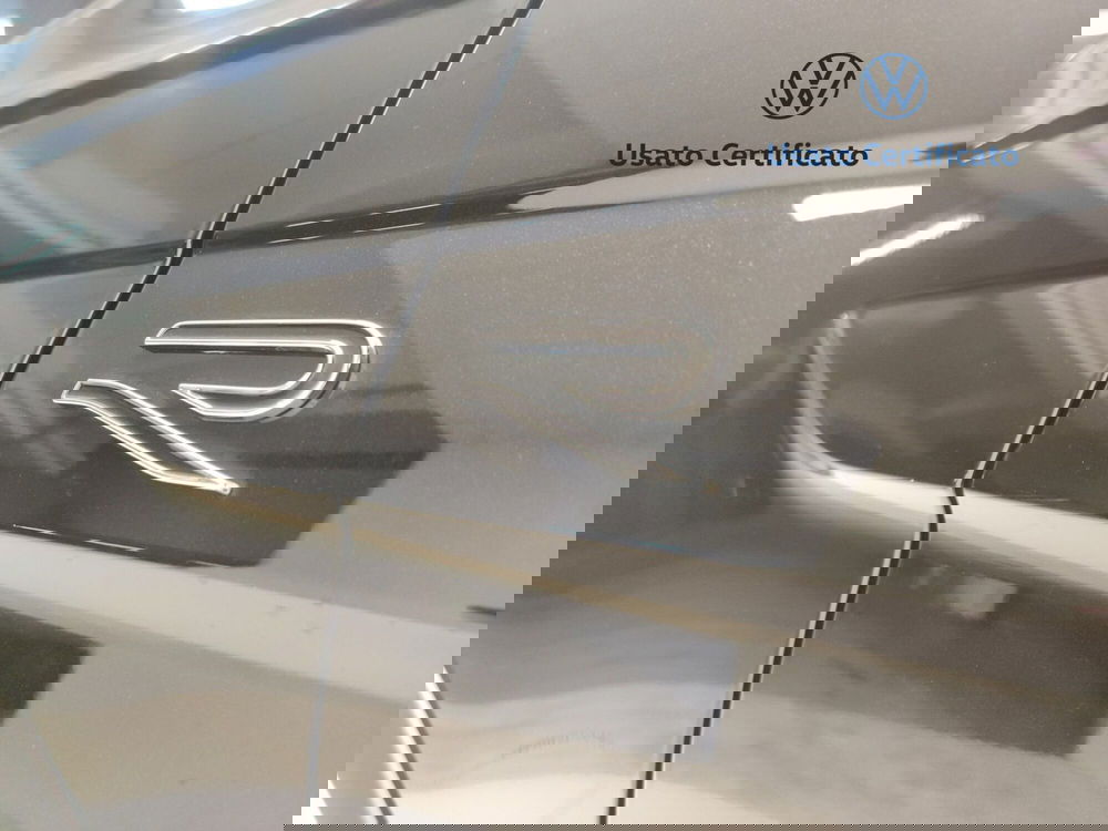 Volkswagen Taigo usata a Avellino (11)