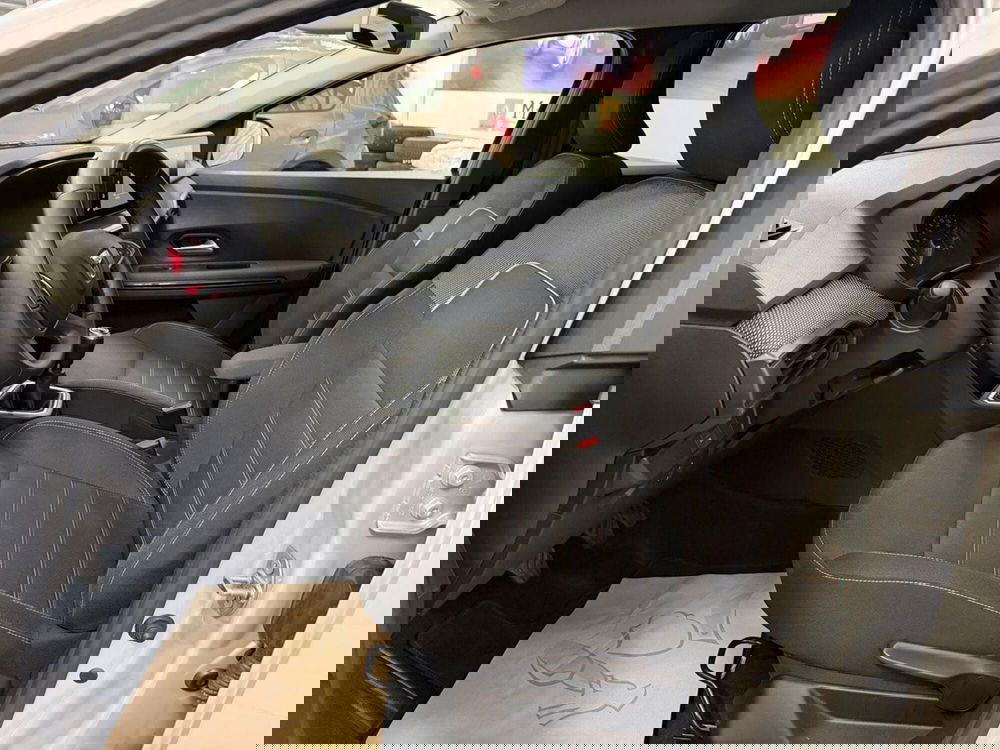 Dacia Jogger usata a Brescia (15)