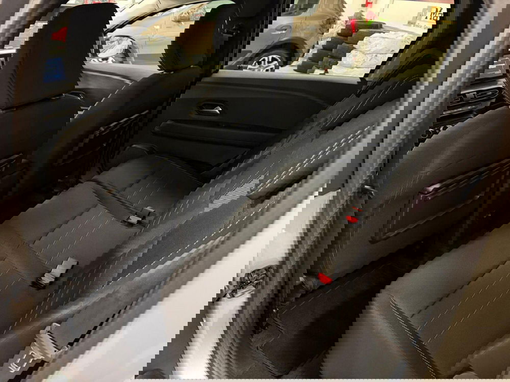 Dacia Jogger usata a Brescia (17)